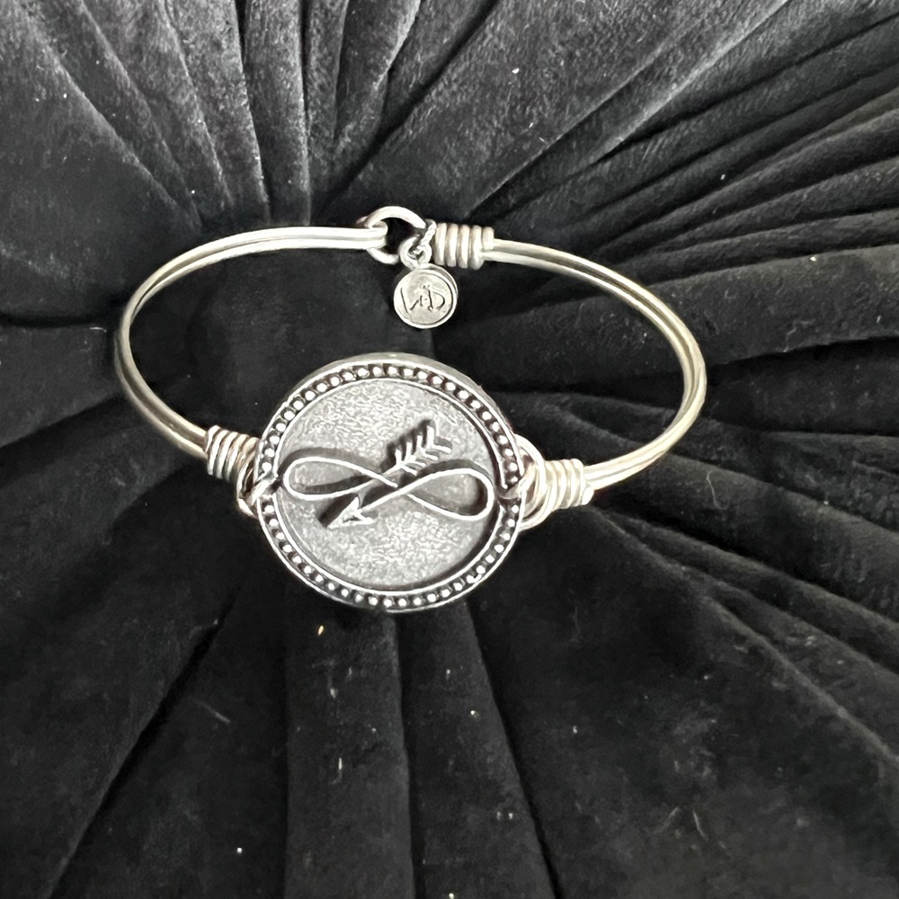 Infinity bracelet